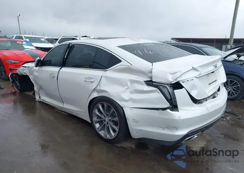 2024 Cadillac Ct5 Premium Luxury z USA, uszkodzony, nr VIN 1G6DN5RW5R0104409